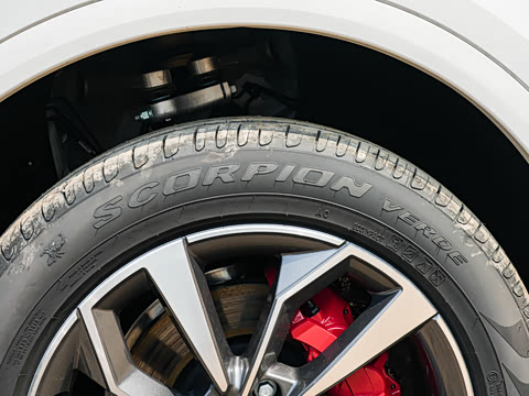 2025�� 45�����ذ� 40 TFSI ����������