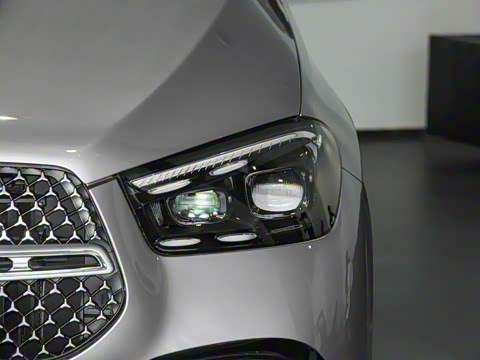 2025�� �Ŀ� GLE 450 4MATIC ������