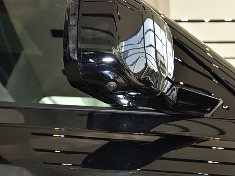 2025�� 130 3.0T P400 ����������