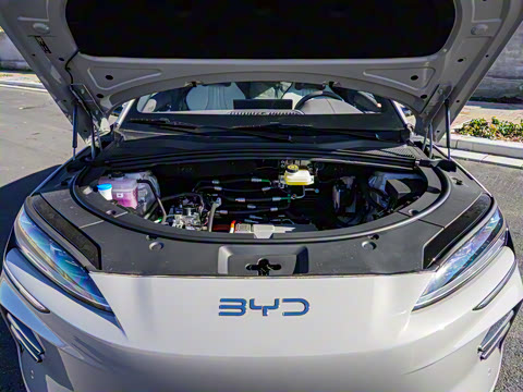 2025�� EV �Ǽݰ� 605km �콢��