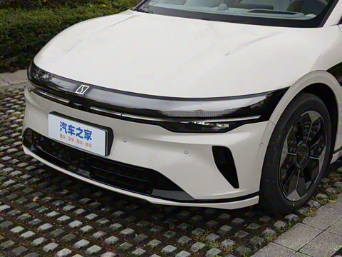 2025�� �����������Ǽݰ� 100kWh