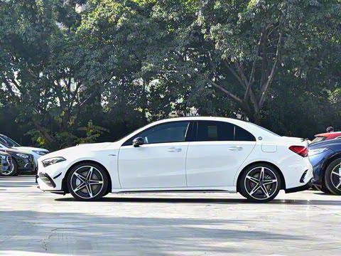 2025�� AMG A 35 L 4MATIC