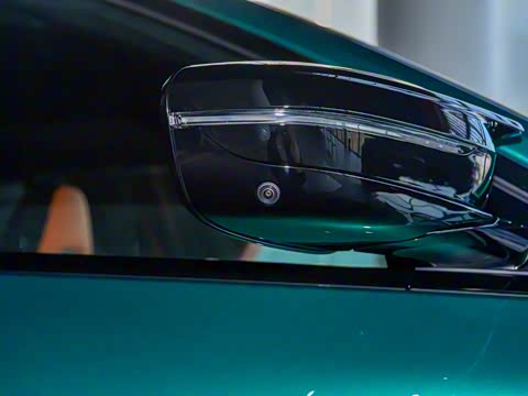 2024�� M4������ܳ� M xDrive ������