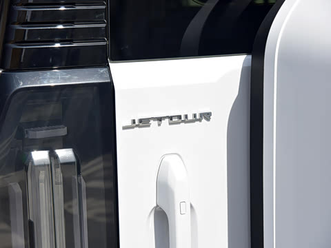 2025�� 2.0TD XWD �Զ�����+�ӳ��� 7��