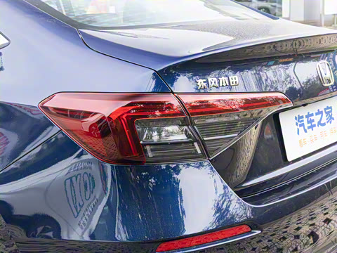 2025�� 240TURBO CVT ��ȤPlus