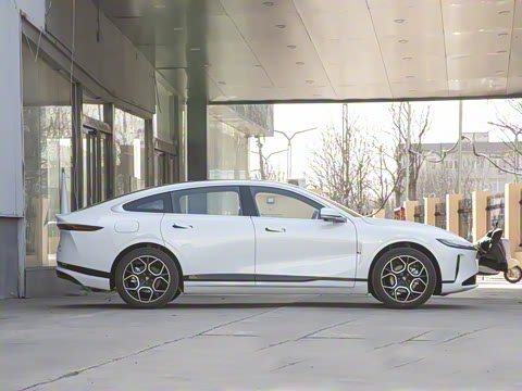 2025�� ��������� 710�콢��