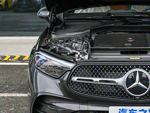 2025�� �Ŀ� GLC 300 L 4MATIC ������ 5��