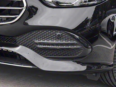 2025�� �Ŀ� C 260 L