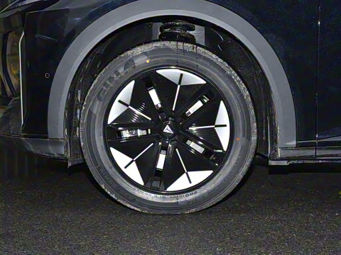 2025�� 285Max ��ΪǬ���Ǽ�ADS SE���̰�