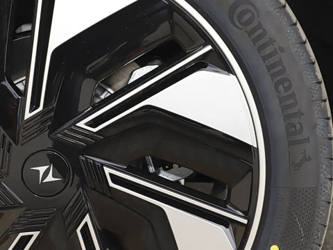 2025�� 210Max���Ȱ� 6��