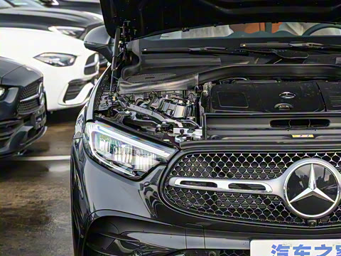 2025�� �Ŀ� GLC 300 L 4MATIC ������ 5��