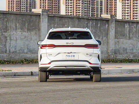 2025�� EV �Ǽݰ� 605km �콢��