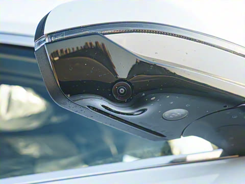 2025�� EV �Ǽݰ� 605km �콢��