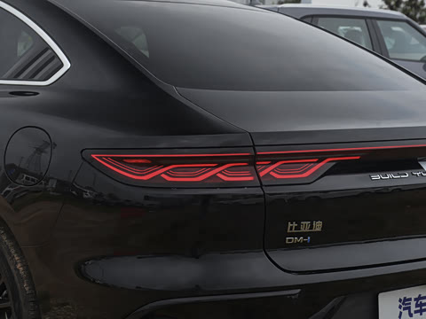 2024�� DM-i ��ҫ�� 121KM ��Ӣ��