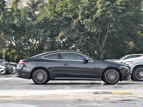 2025�� CLE 300 4MATIC �����ͽ��ܳ�