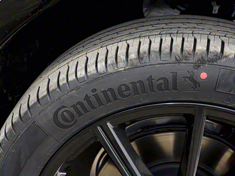 2025�� quattro 45�����ذ� 40 TFSI ������