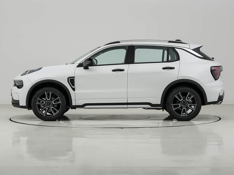 领克01 低耗高质 驾驶首选