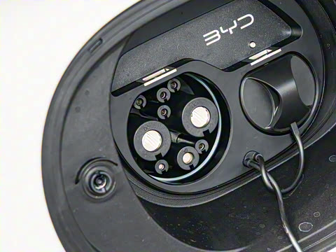 2025�� �Ǽݰ� DM-i 1.5L 125km �����