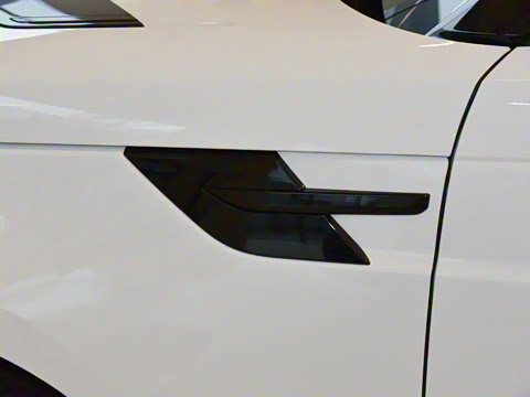 2025�� 400PS Dynamic HSE