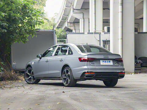 2025�� 200���������� 40 TFSI ���������� B&O ��ҹ��