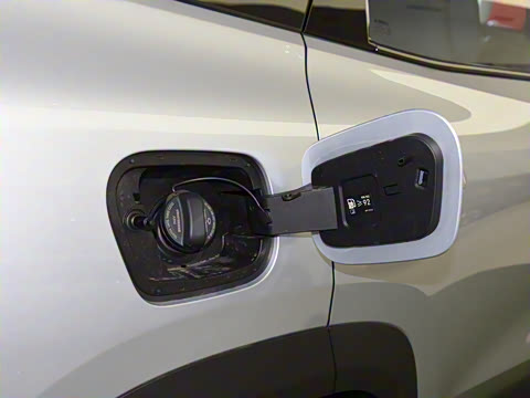 2025�� EM-i 115km ̽��+��