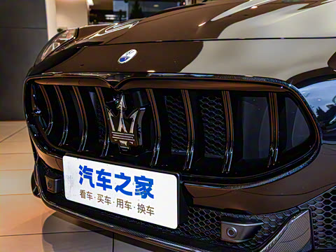 2023�� 3.0T Trofeo