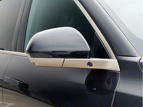 2025�� Ultra ���ܻ��°�