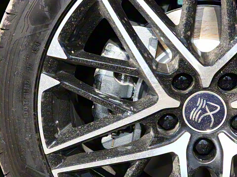 2025�� EV �Ǽݰ� 605KM�캽��