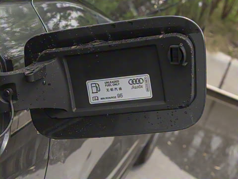 2025�� quattro 45�����ذ� 40TFSI ʱ�ж�����