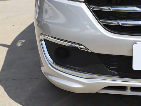 2025�� 1.8L �ֶ������ 5��