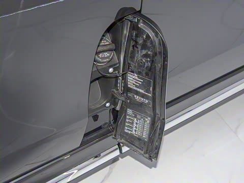 2025��  2.0T �����׵�ذ� 7��