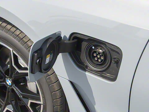 2025�� eDrive 40 L ��ҹ��װ