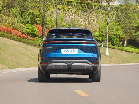 2025�� EM-i 115km ̽��+��