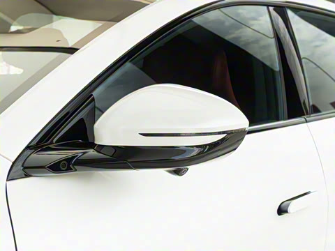 2025�� �Ŀ� Ultra���̰�