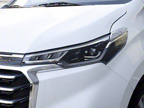 2025�� 2.0L �ֶ��м����а� CNG 7��