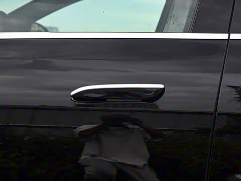 2025�� �Ŀ� E 300 L ����˶���