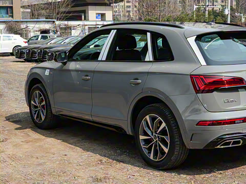 2025�� 45�����ذ� 40 TFSI ����������