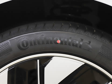 2025�� 636Ultra���Ȱ� 6��