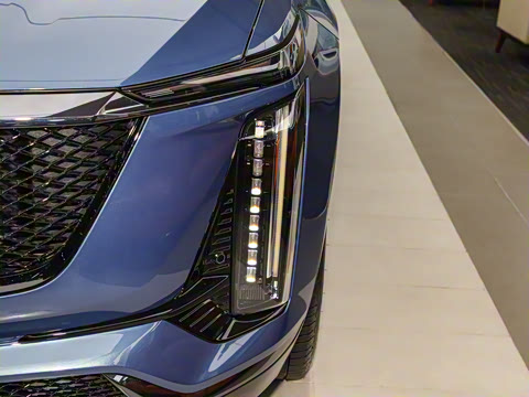 2025�� 2.0T �����