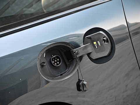 2025�� JOHN COOPER WORKS