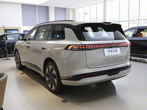 2025�� 636Ultra����� 6��