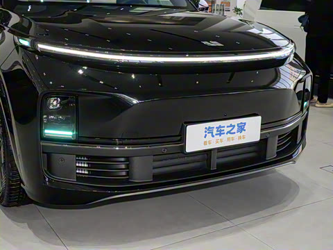 2025�� Ultra ���ܻ��°�