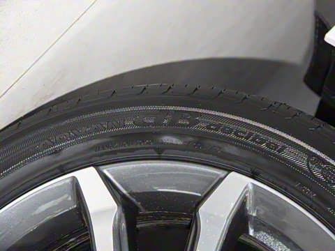 2025�� 240TURBO CVT�Ƽ���