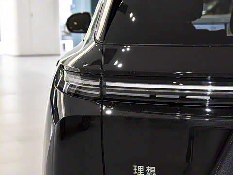 2025�� Pro ���ܻ��°�