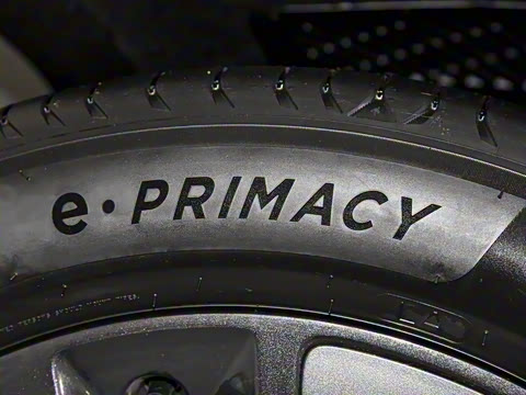 2025�� Pro ���ܻ��°�