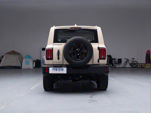 2025�� 2.0T ������