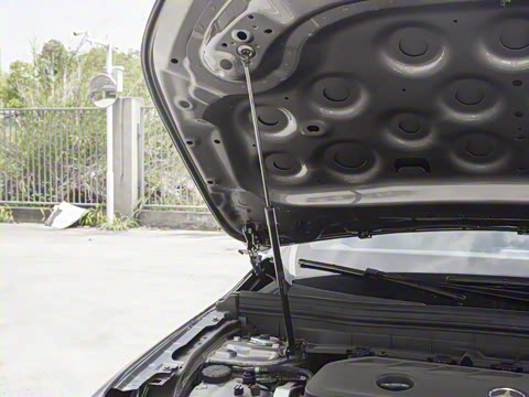 2025�� GLB 220 ʱ����