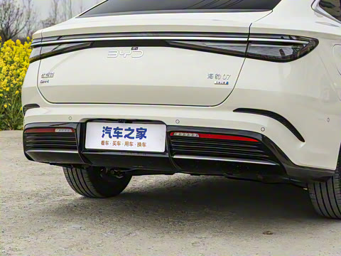 2025�� �Ǽݰ� DM-i 1.5T 125km �콢��