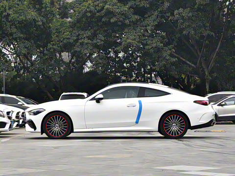 2025�� CLE 260 ���ܳ�