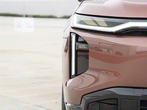 2025�� 180km Ultra ���������״��